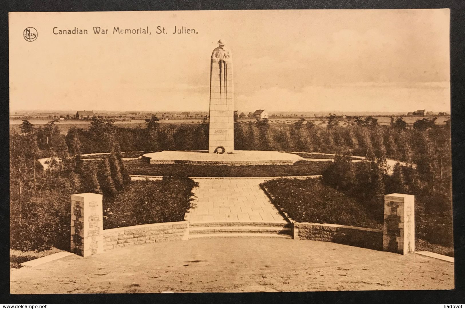 Canadian War Memoral St Julien (2 Aanzichten) - Langemark-Poelkapelle