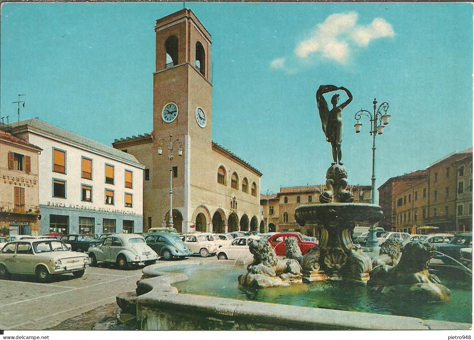 Fano (Pesaro) Piazza XX Settembre, Fontana Della Fortuna, XX September Square, Fortuna Fountain, Auto D'Epoca, Old Cars - Fano