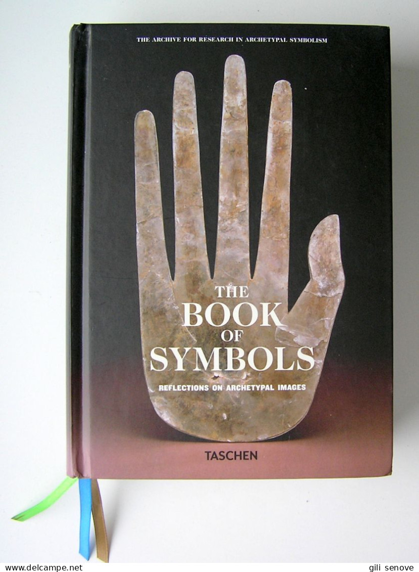 The Book Of Symbols. Reflections On Archetypal Images 2010 - Culture