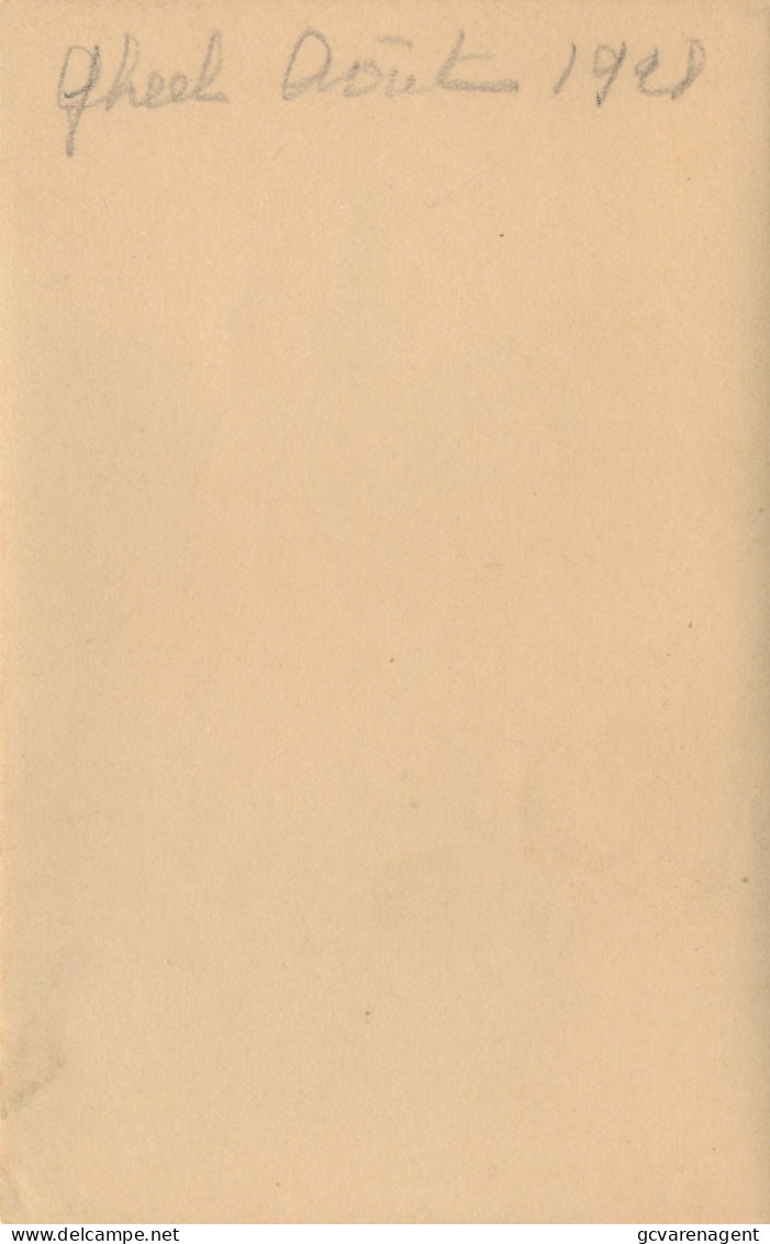 GEEL       OUDE FOTO 1928    11 X 7 CM          ZIE  SCANS - Geel