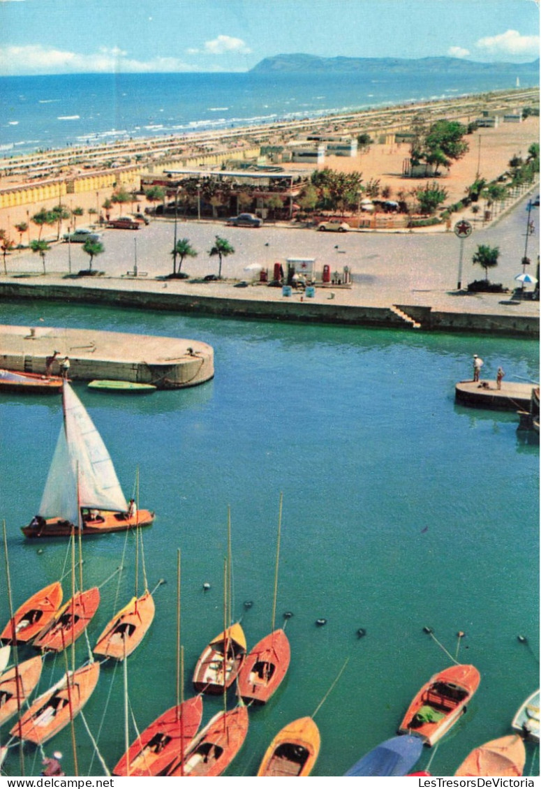 ITALIE - Riccione - La Plage - Colorisé - Carte Postale - Rimini