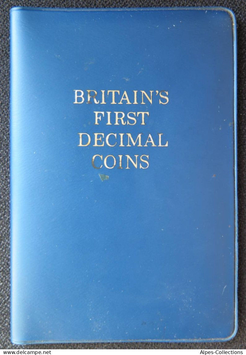 GBRX01 - ANGLETERRE - BRITAINS FIRST DECIMAL COINS - PREMIERES PIECES DECIMALES - Mint Sets & Proof Sets