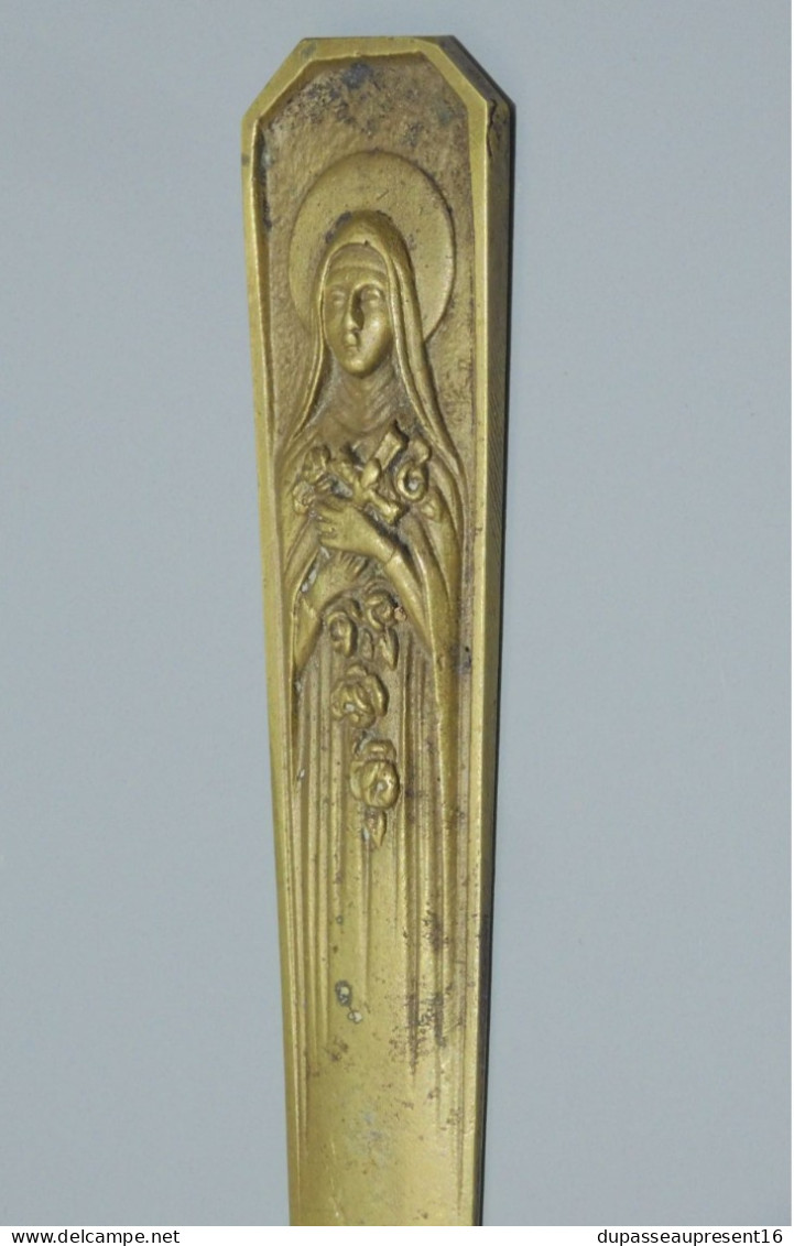 -ANCIEN OUVRE LETTRES En BRONZE Avec La Sainte Vierge En Haut Religion   E - Briefopener