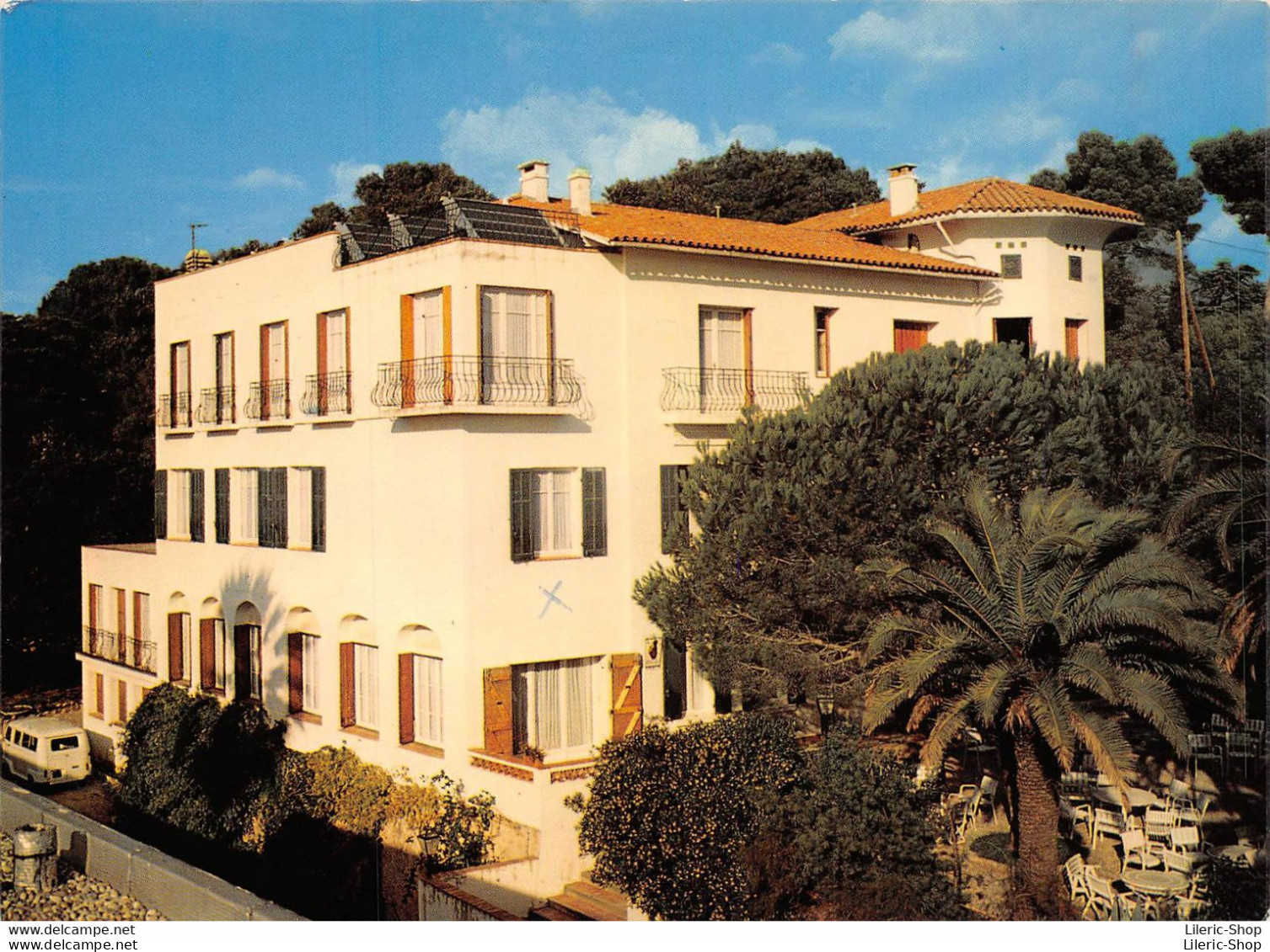 [83] BANDOL - MAISON De VACANDES "CLAIRFONT" C.E. H.B.C.M. - ESTAFETTE RENAULT - Bandol