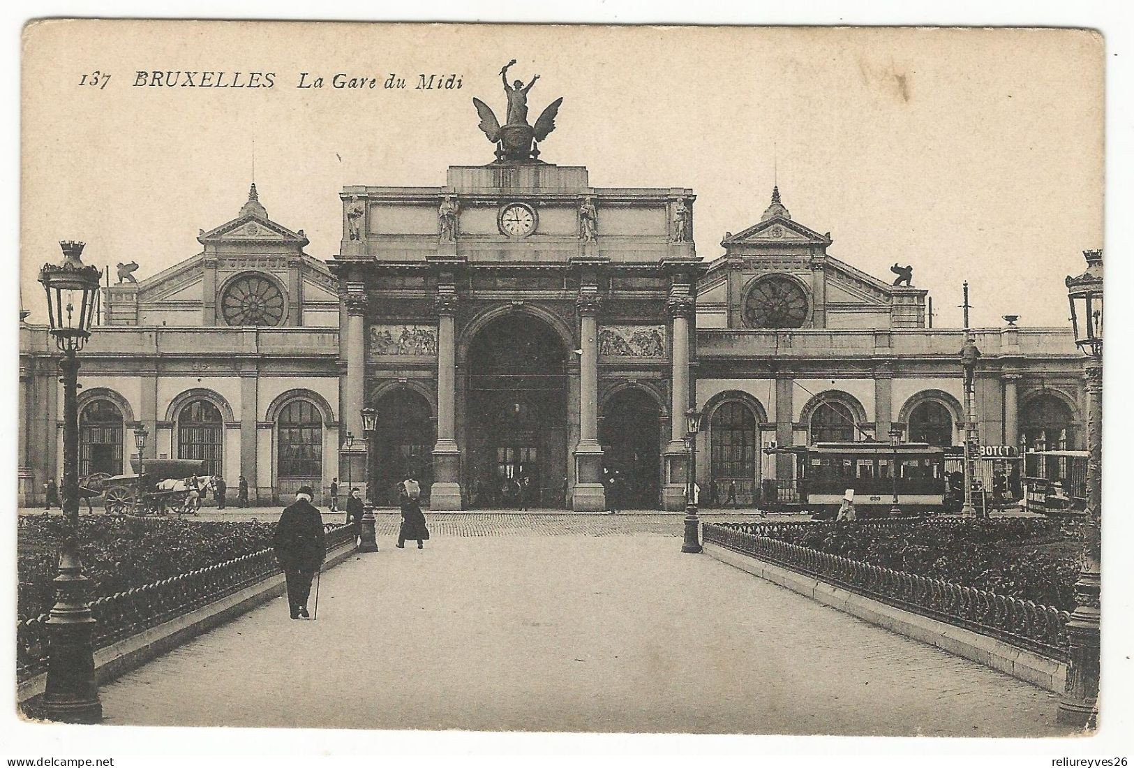 CPA, Belgique, N°137,Bruxelles , La Gare Du Midi , Animée - Chemins De Fer, Gares