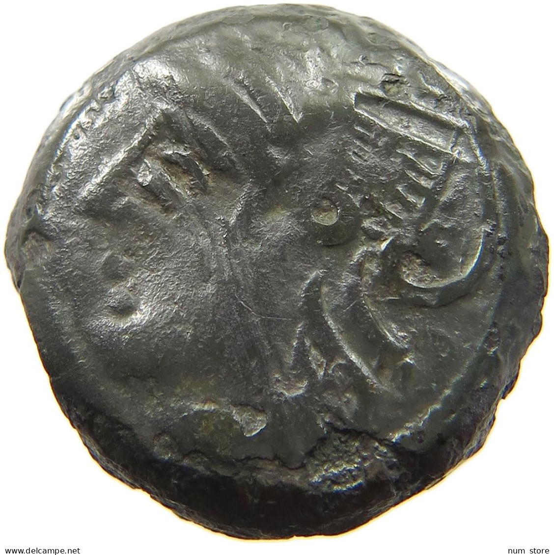 CELTIC CARNUTES AE  AE CARNUTES EAGLE #t125 0467 - Keltische Münzen