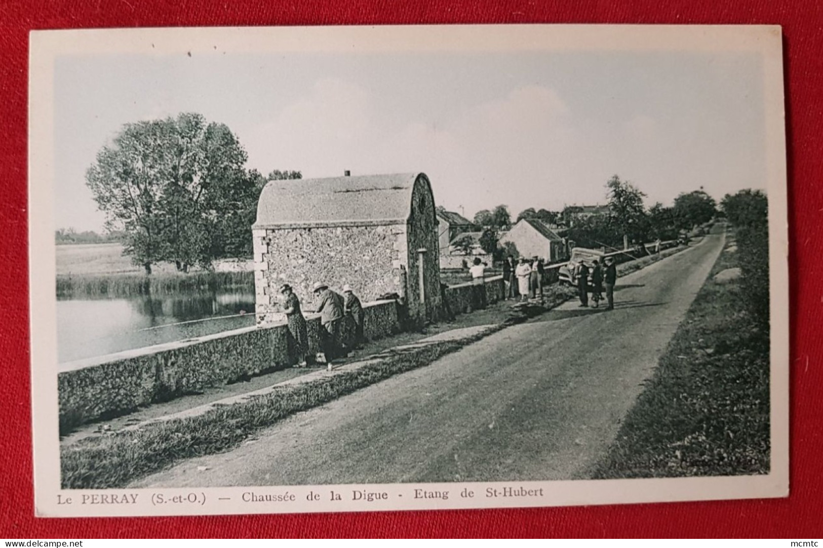 CPA  - Le Perray -(S.-et-O.) - Chaussée De La Digue - Etang De St Hubert - Le Perray En Yvelines