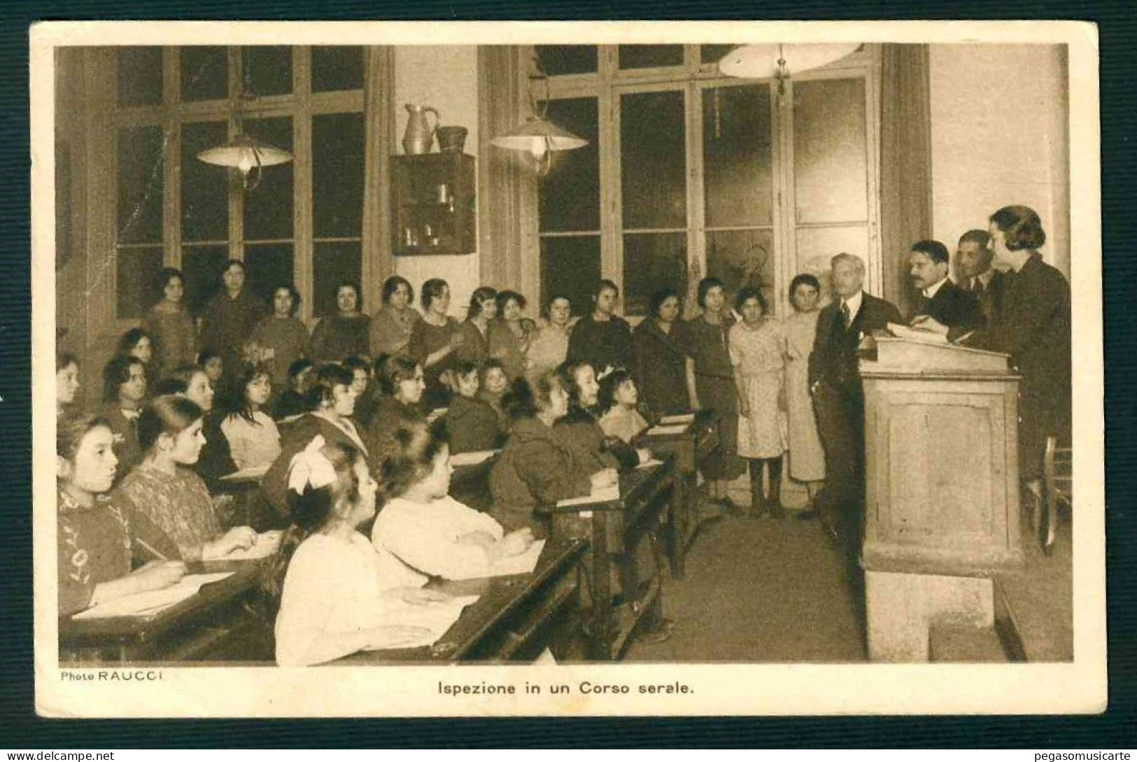 BA299 - PADIGLIONI SCUOLE CONCESSI DAL R° GOVERNO ALLA COLONIA ITALIANA DI PARIGI - ROMA ANIMATA 1930 CIRCA - Enseñanza, Escuelas Y Universidades