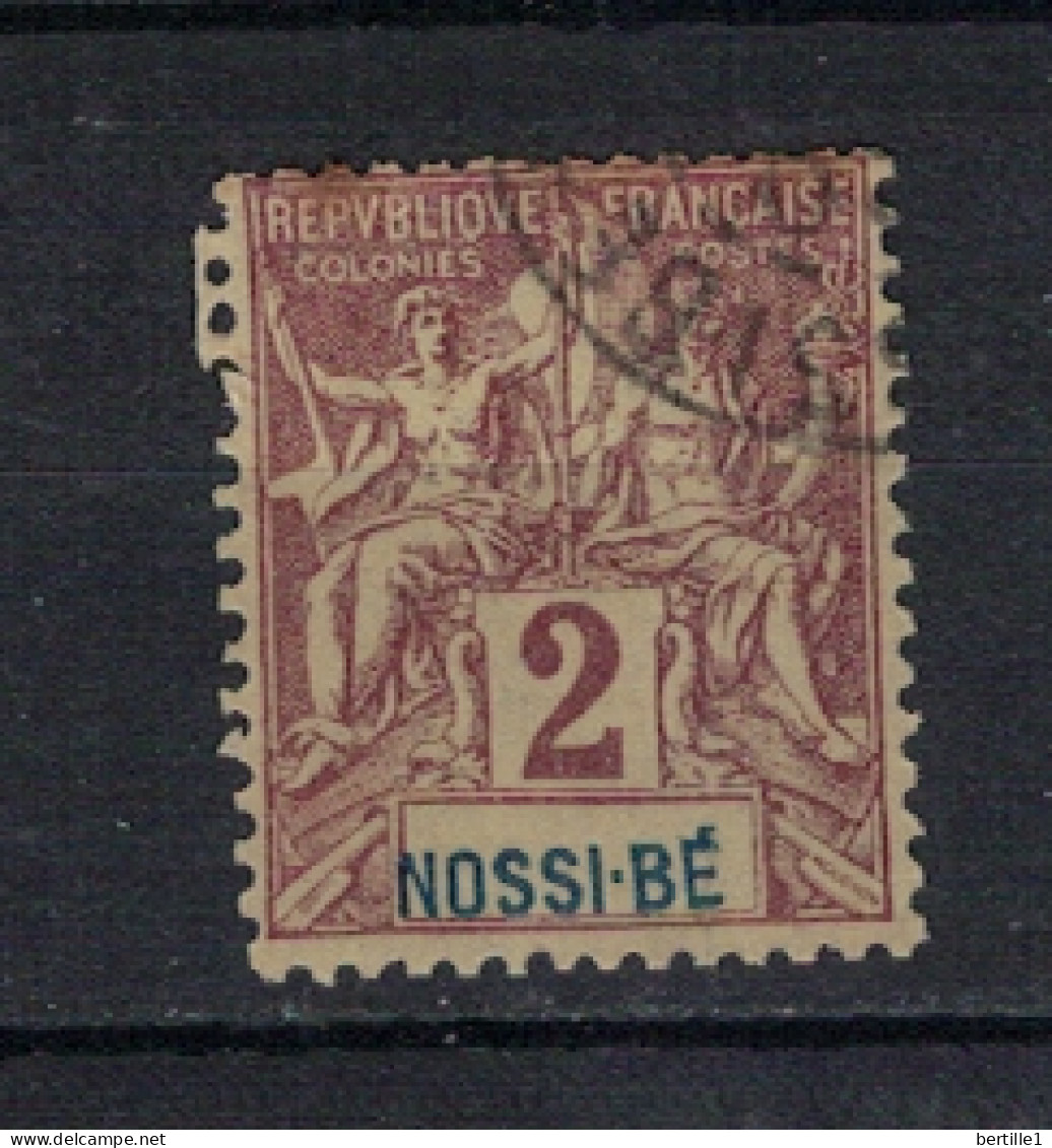 NOSSI BE             N° YVERT  :  28  OBLITERE        ( OB      11/49  ) - Usados