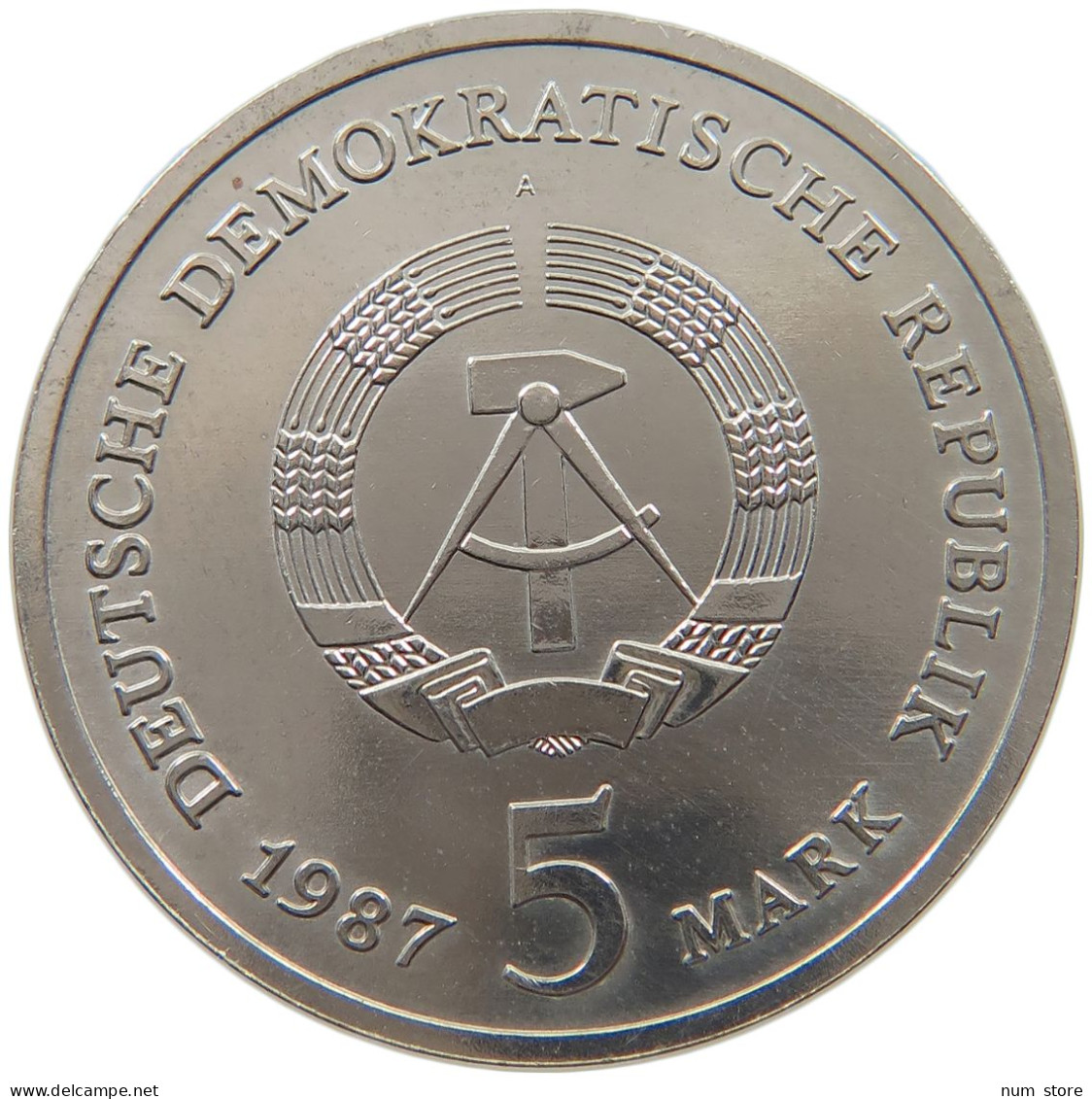 GERMANY DDR 5 MARK  Rotes Rathaus #c083 0921 - 5 Mark