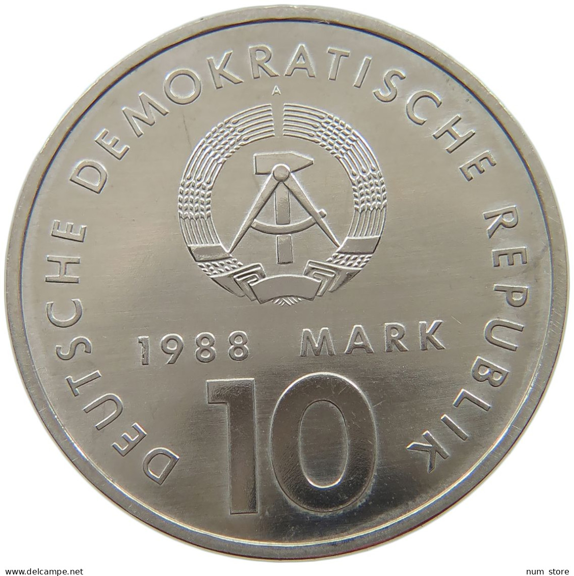 GERMANY DDR 10 MARK 1988 Sportbund #s070 0069 - 10 Marcos