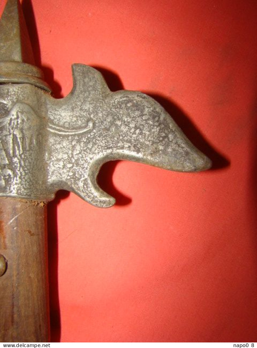 reproduction d'un fer d'arme d'hast époque médiévale ( pour théâtre ou reconstitution historique )