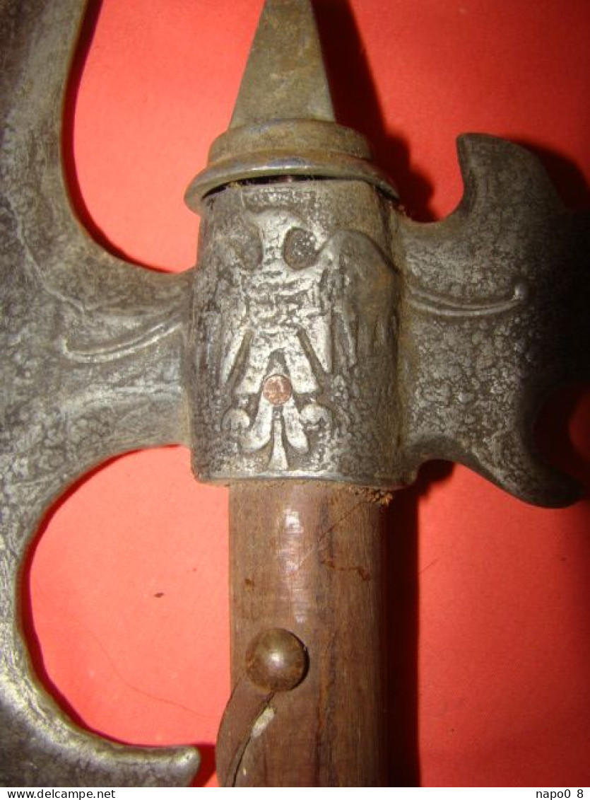 reproduction d'un fer d'arme d'hast époque médiévale ( pour théâtre ou reconstitution historique )