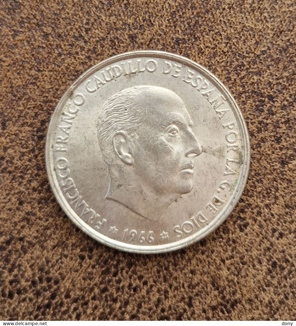 Moneda 100 Pesetas Plata 1966 ERROR Exceso De Metal Cospel Mayor Diámetro Franco España Fallo Ptas - 100 Pesetas