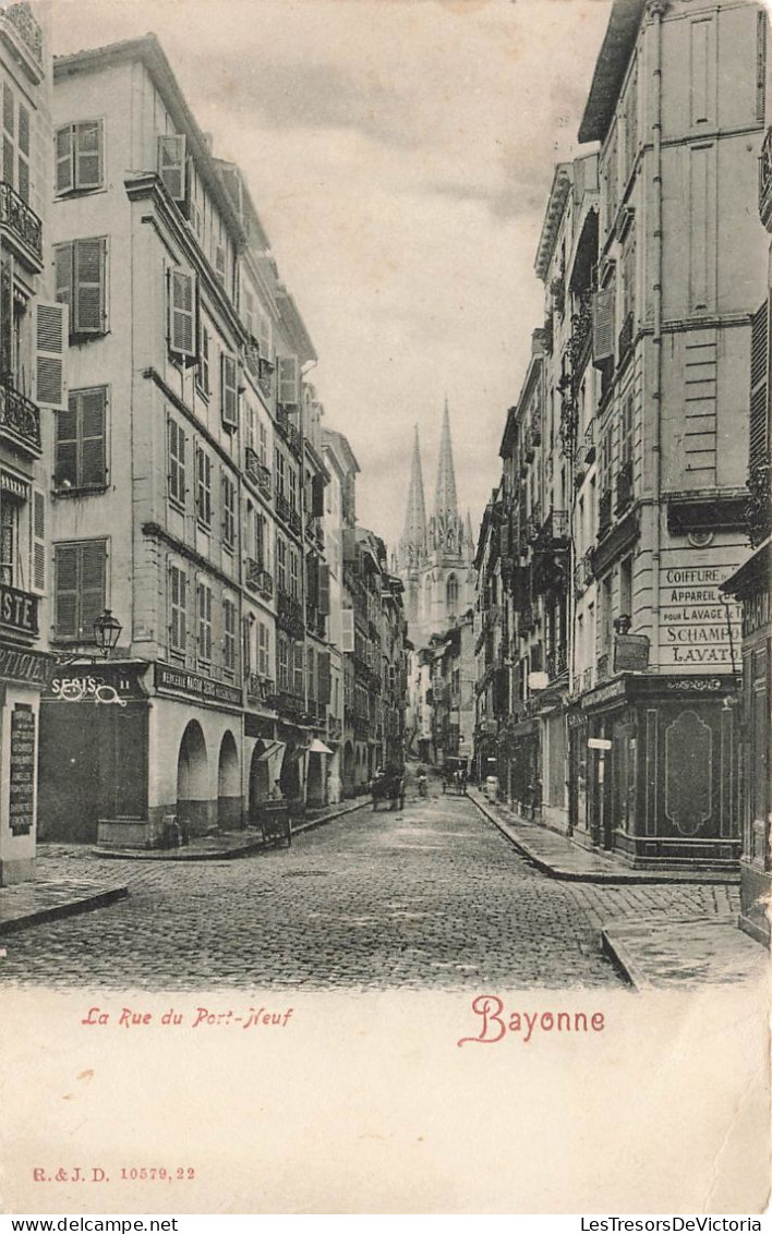 FRANCE - Bayonne - La Rue Du Port Neuf - Carte Postale Ancienne - Bayonne