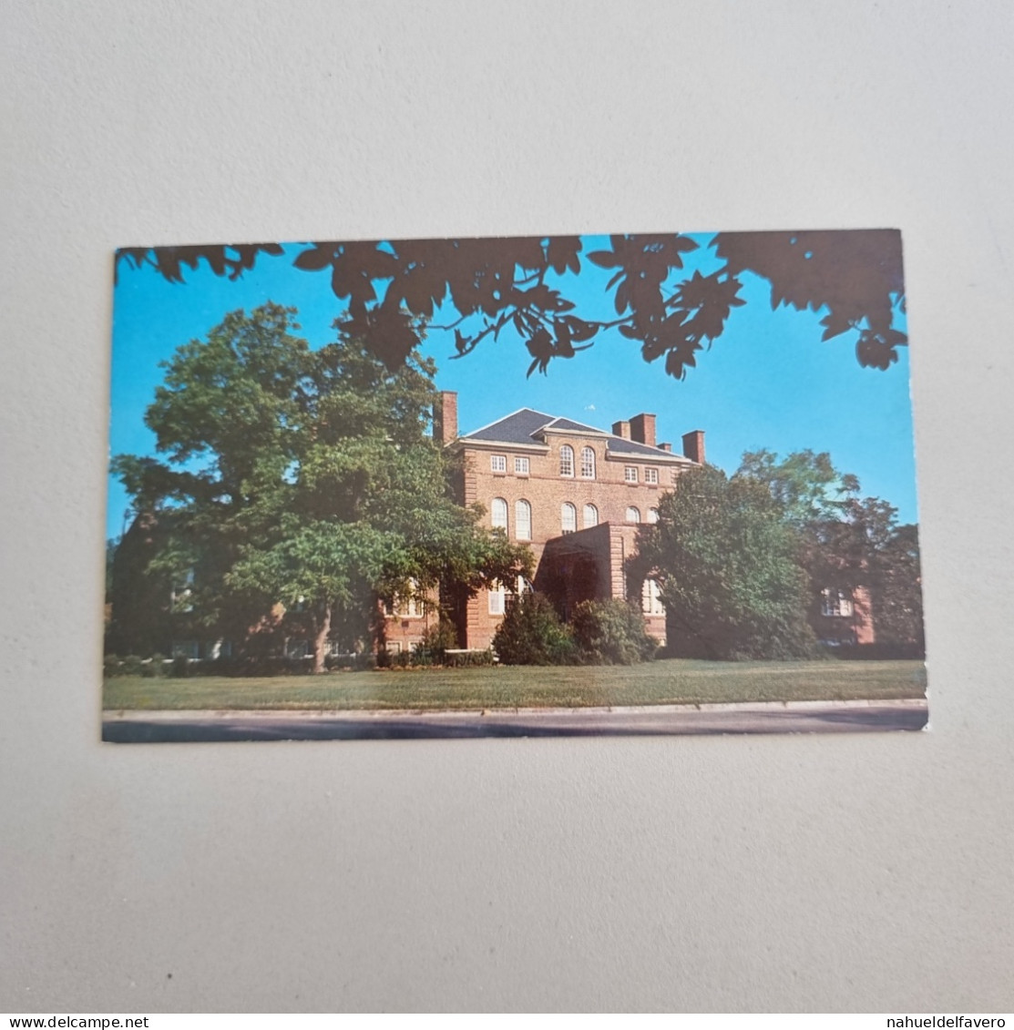 Uncirculated Postcard - NORTH CAROLINA STATE - Holladay Hall - Raleigh