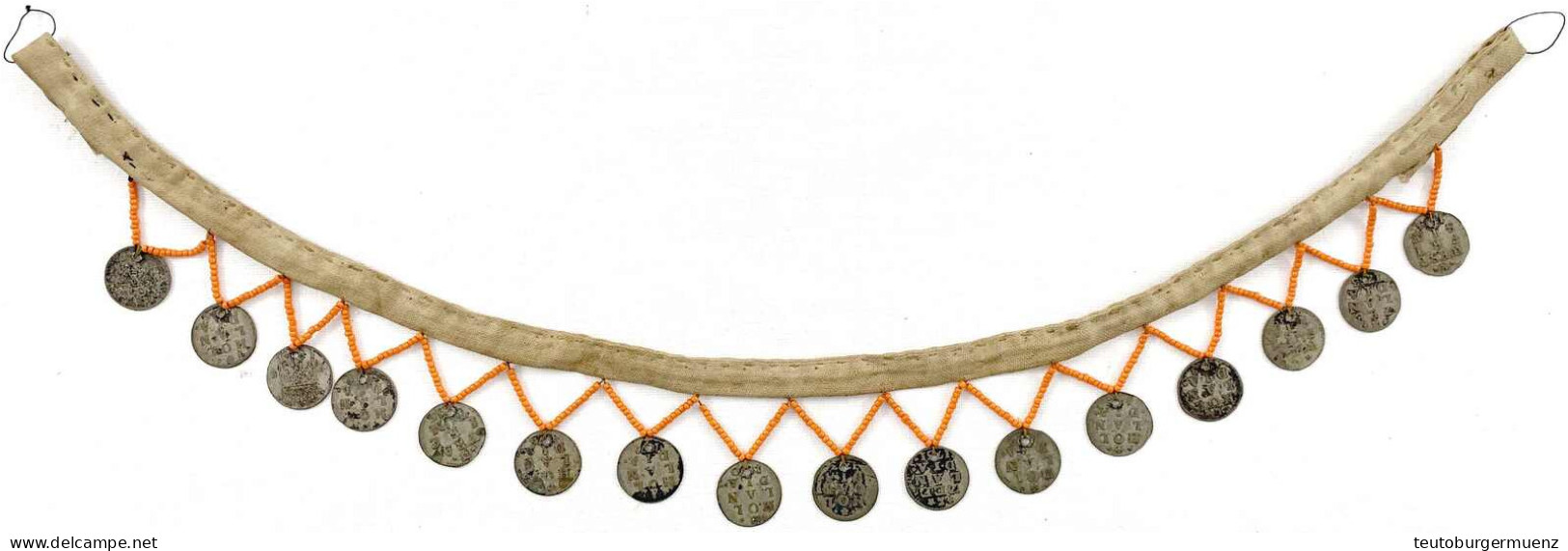 Münz-Halsband Mit 16 X 2 Stuiver Von Holland, Utrecht, Zeeland, Westfriesland Des 18. Jh. Länge 49 Cm. Schön/sehr Schön - Niederländisch-Indien