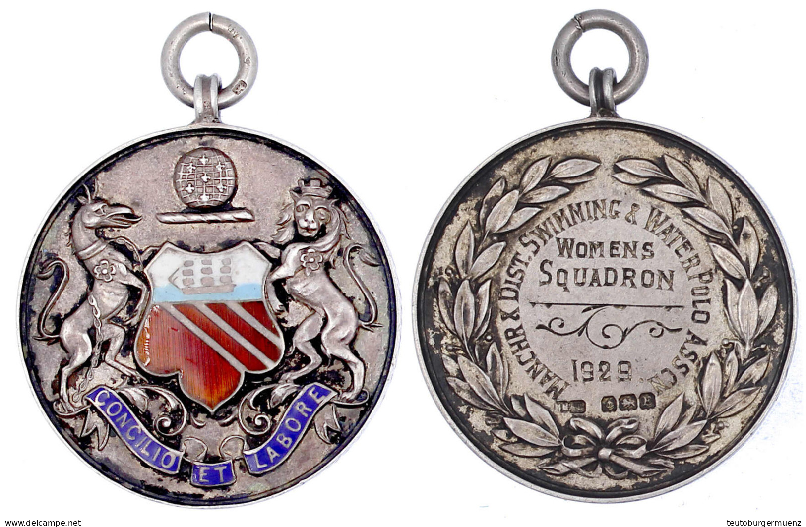 Tragbare Emaillierte Silbermedaille 1929. Wasserpolo Und Schwimmen Der Frauen, Manchester. 32 Mm; 18,84 G. Vorzüglich - Autres & Non Classés