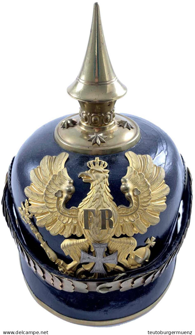 Preussen: Pickelhaube Um 1900 Eines Offiziers Der Infanterie. übliche Spannungsrisse Im Leder - Uniforms