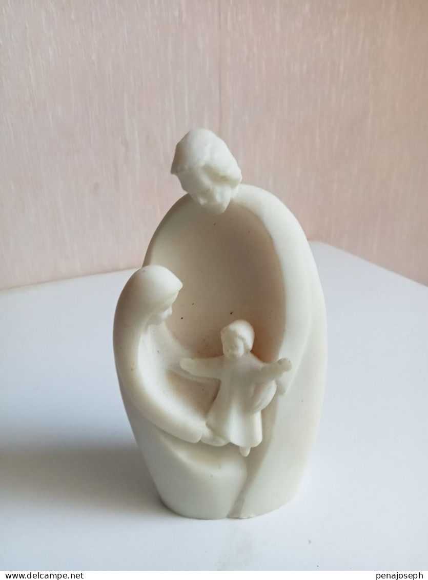 statuette religieux en marbre de carrare hauteur 13,5 cm x 7,5 cm