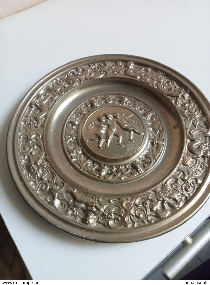 Vide Poche En Bronze Doré Du XIXème Diamètre 18 Cm - Art Nouveau / Art Deco