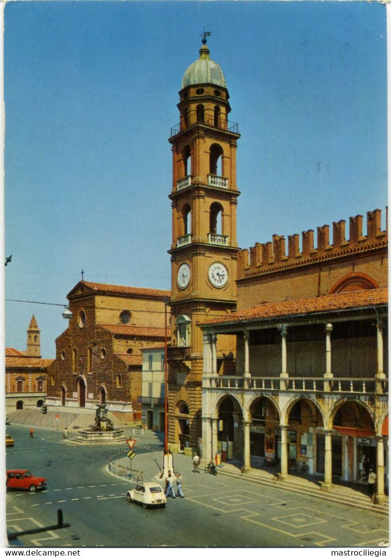 FAENZA  RAVENNA  Piazza Del Popolo  Auto Citroen Diane 6 Renault 4 - Faenza