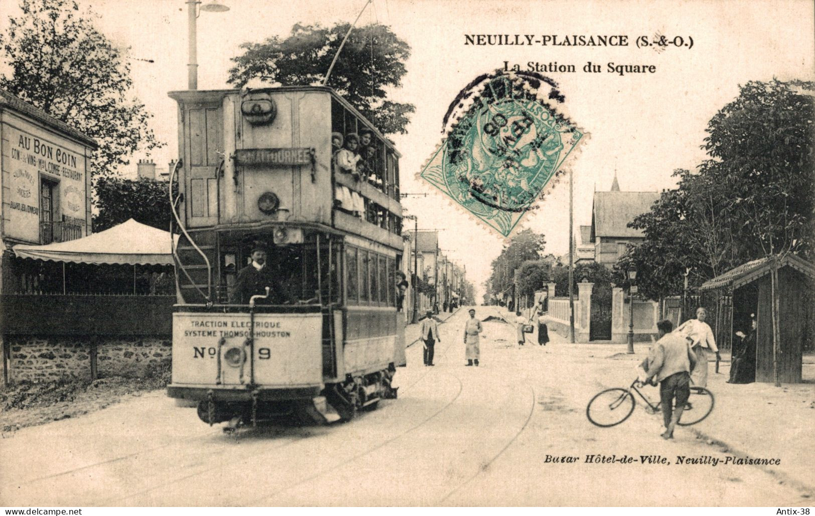 N70 - 93 - NEUILLY-PLAISANCE - Seine-Saint-Denis - La Station Du Square - Tramway Gros Plan - Neuilly Plaisance