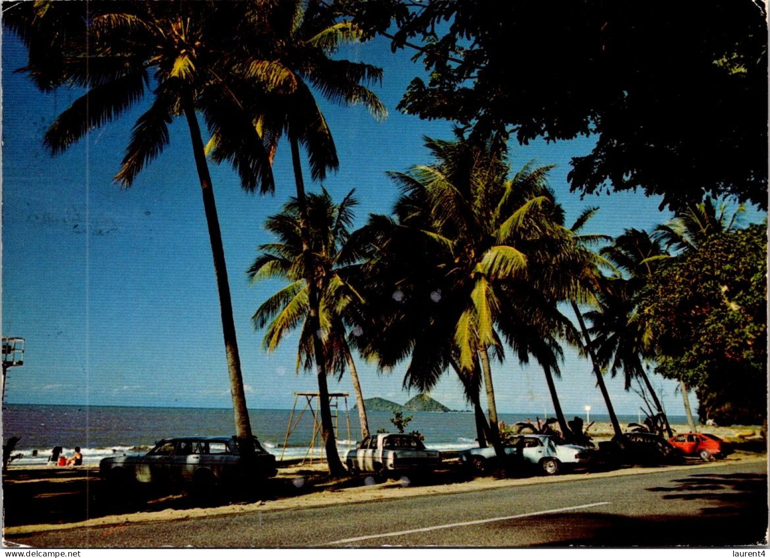 8-11-2023 (1 V 40) Australia (posted With Stamp 1977) - QLD - Ellis Beach & Double Island - Great Barrier Reef