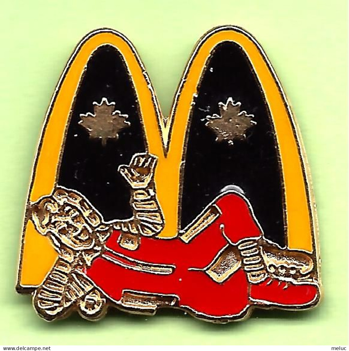 Pin's Mac Do McDonald's Ronald Sous Les Arches - 10E29 - McDonald's