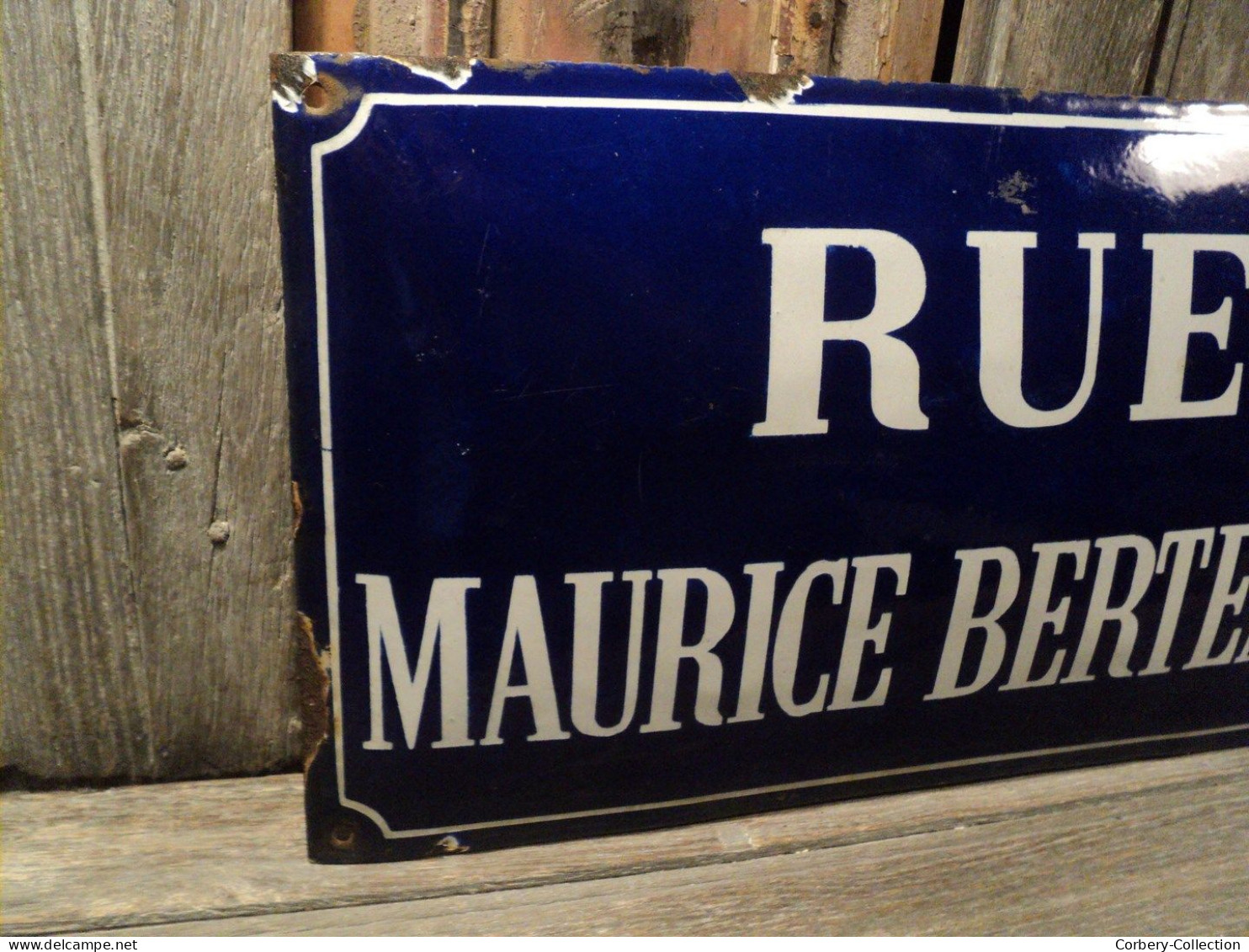 Ancienne plaque de rue émaillée RUE MAURICE BERTEAUX