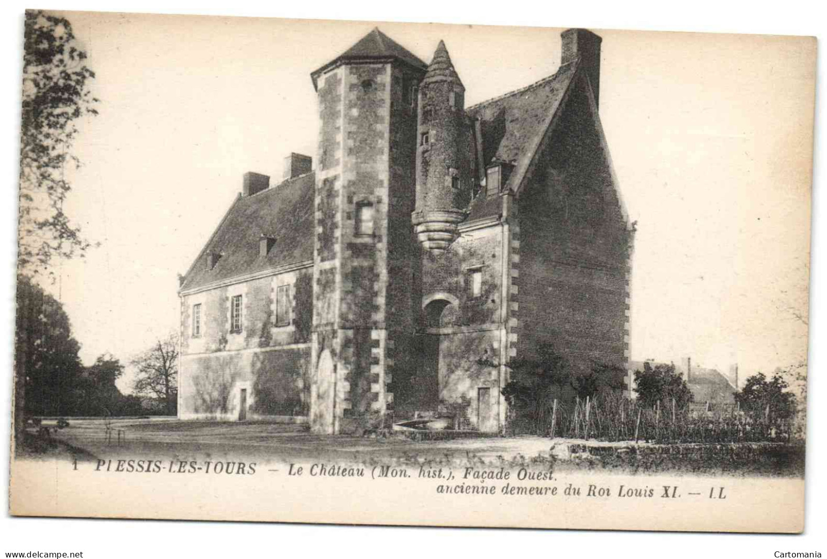 PLessis-Les-Tours - Le Château  - Façade Ouest - La Riche