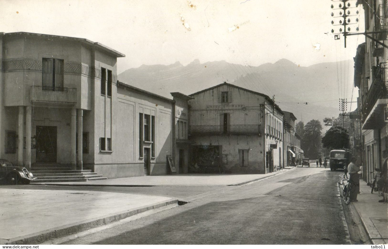 11 - Axat - La Mairie - Axat