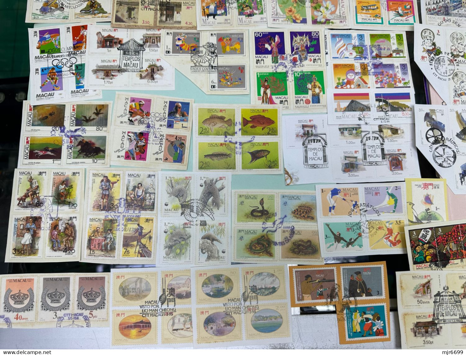MACAU LOT OF 50 SETS OF STAMPS ON PAPER, PLEASE SEE THE PHOTOS, AS LOW AS 50CENTS EACH - Collections, Lots & Series