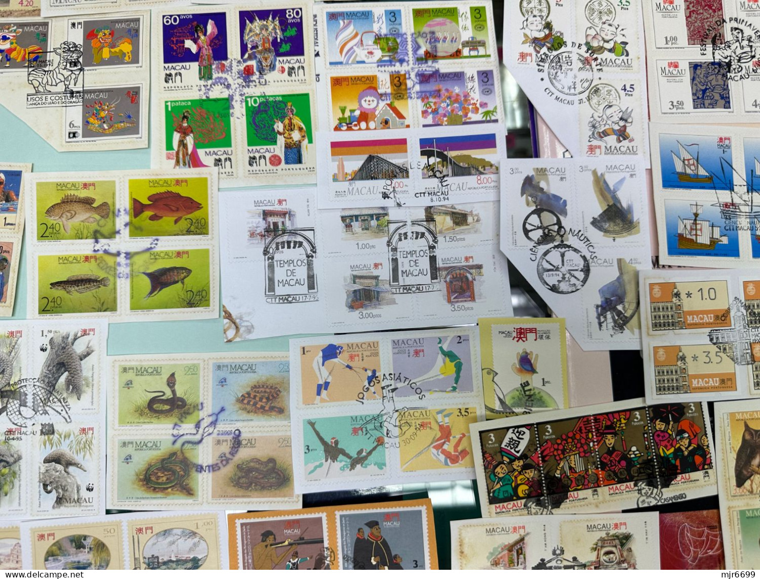 MACAU LOT OF 50 SETS OF STAMPS ON PAPER, PLEASE SEE THE PHOTOS, AS LOW AS 50CENTS EACH - Collections, Lots & Séries