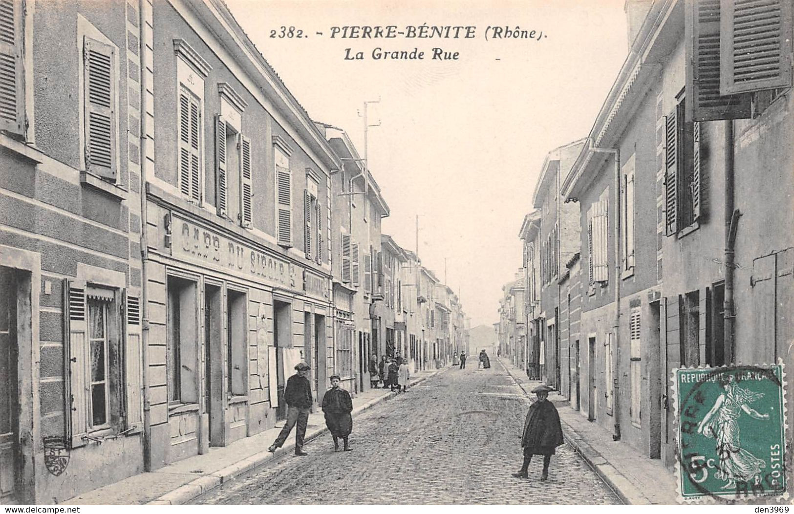 PIERRE BENITE (Rhône) - La Grande Rue - Café - Voyagé 1910 (2 Scans) Jacques Polti, 7 Rue D'Aumale à Paris 9e - Pierre Benite