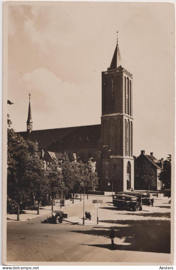Bussum 1936; St. Vituskerk - Gelopen. (A.G. Van Agtmaal - Baarn) - Bussum