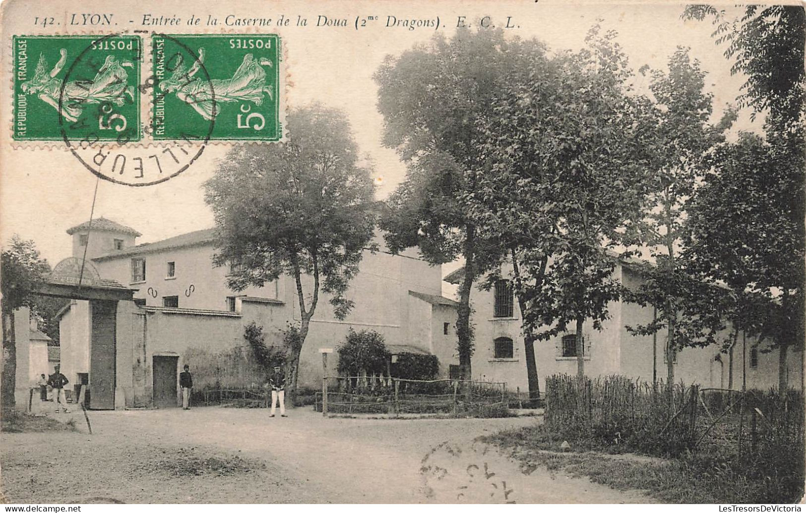FRANCE - Lyon - Entrée De La Caserne De La Doua - E.C.L. - Carte Postale Ancienne - Sonstige & Ohne Zuordnung