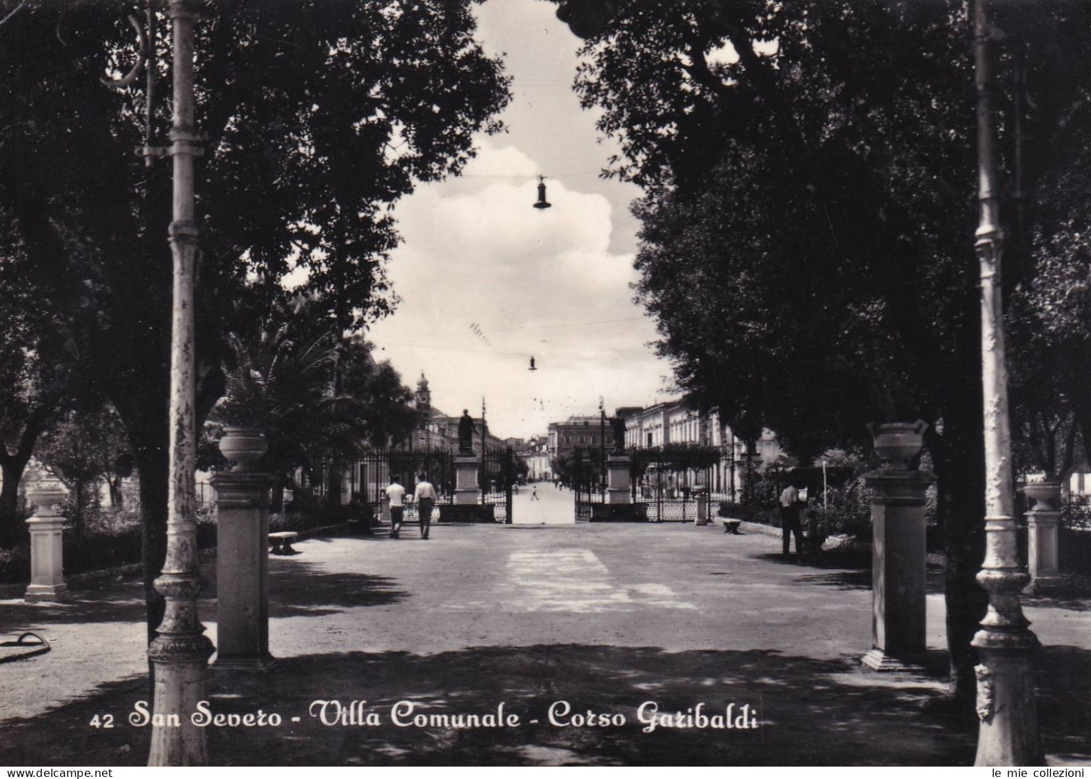 Cartolina San Severo ( Foggia ) Villa Comunale - Corso Garibaldi - San Severo