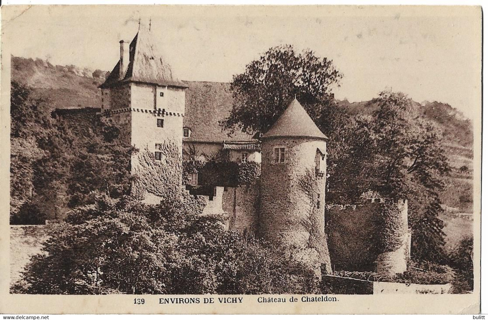 CHATELDON - Le Château - Chateldon