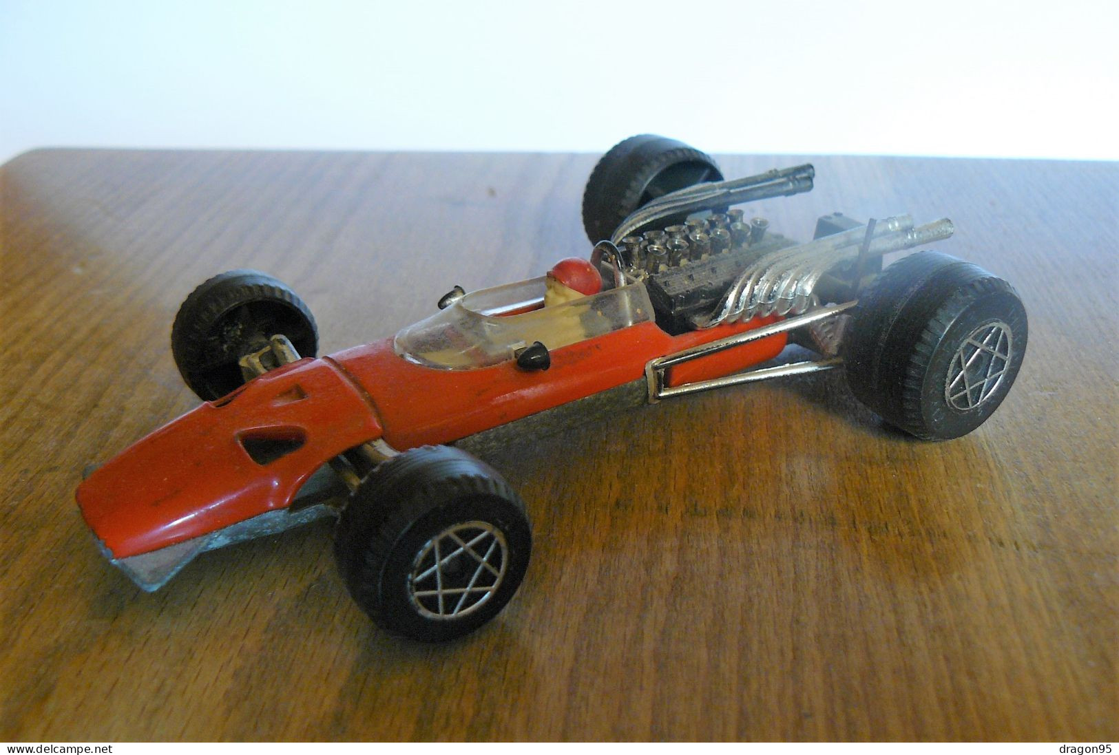 FERRARI F1 - Politoys - éch. 1/32e ART. F2 - Made In Italy - Escala 1:32