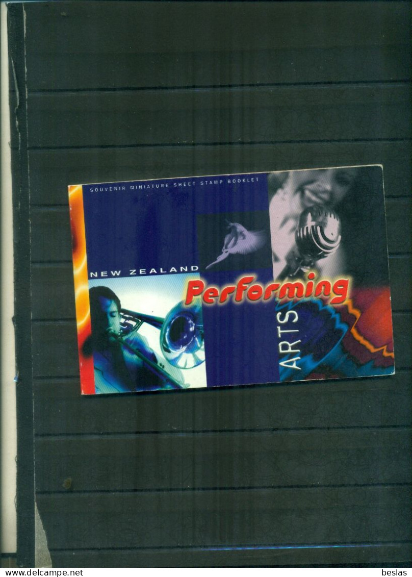 N.ZELANDE PERFORMING ART 1 CARNET DE PRESTIGE NEUF A PARTIR DE 4  EUROS - Carnets