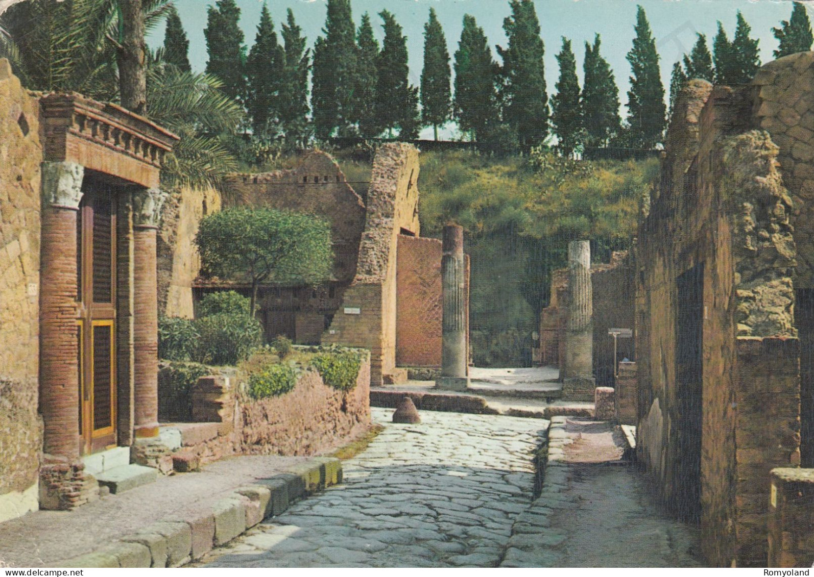 CARTOLINA  ERCOLANO,CAMPANIA-CARDO V E INSULA ORIENTALIS-STORIA,MEMORIA,CULTURA,RELIGIONE,BELLA ITALIA,VIAGGIATA 1968 - Ercolano