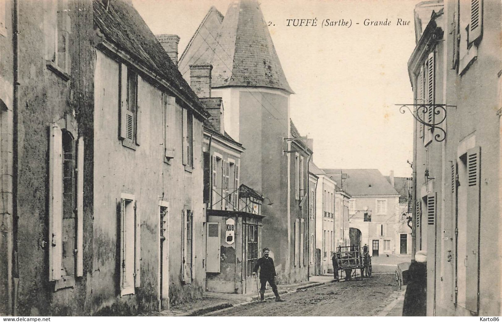 Tuffé * La Grande Rue Du Village * Villageois - Tuffe