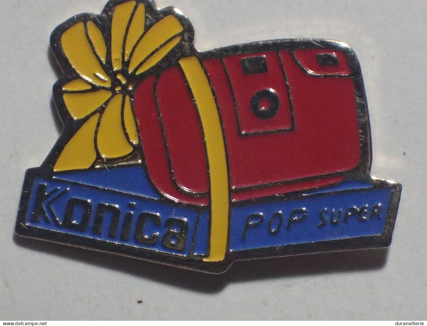 PIN'S Photographie APPAREIL PHOTO KONICA Pop Super - Photography