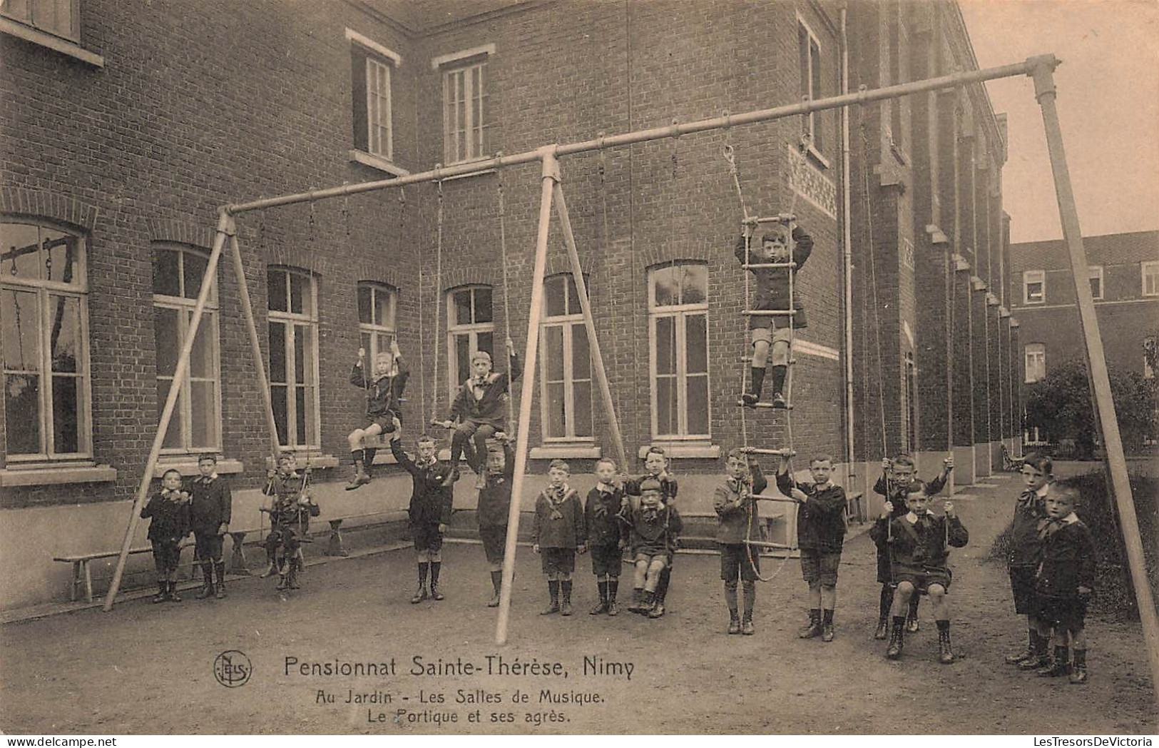 BELGIQUE - Nimy - Pensionnat Sainte Thérèse - Les Salles De Musique - Le Portique Et Ses Agrès - Carte Postale Ancienne - Mons