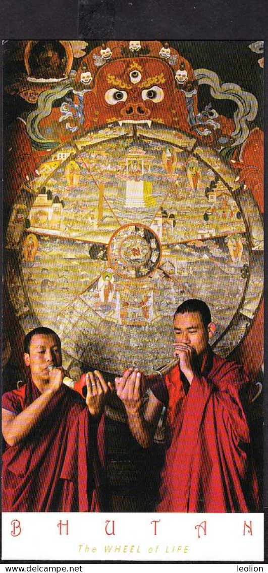 BHUTAN Monk Playing The Bone Trumpet Musical Instrument Azha Keza Picture Postcard BHOUTAN - Bután