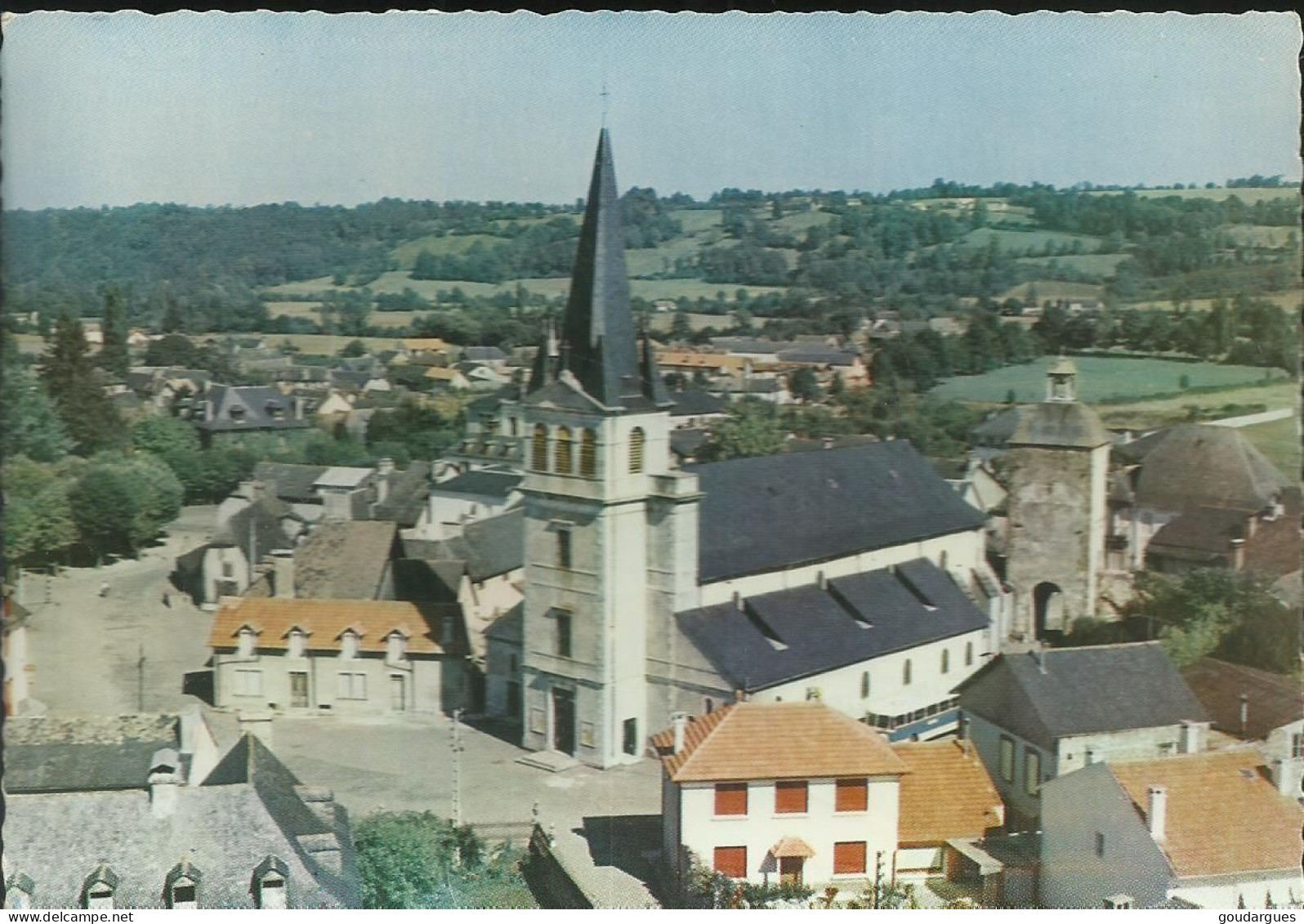 Pontacq - L'Eglise Et La Vieille Tour - (P) - Pontacq