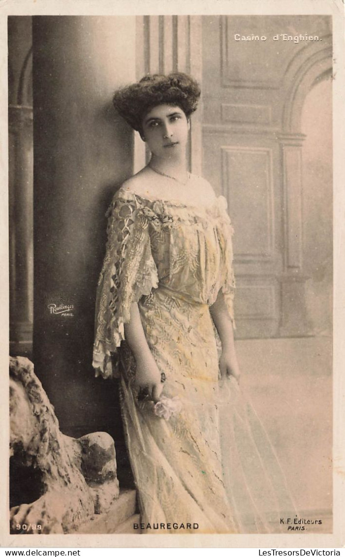 FANTAISIE - Femme - Beauregard - Femme Adossée à Une Colonne - Robe Jaune - Carte Postale Ancienne - Women