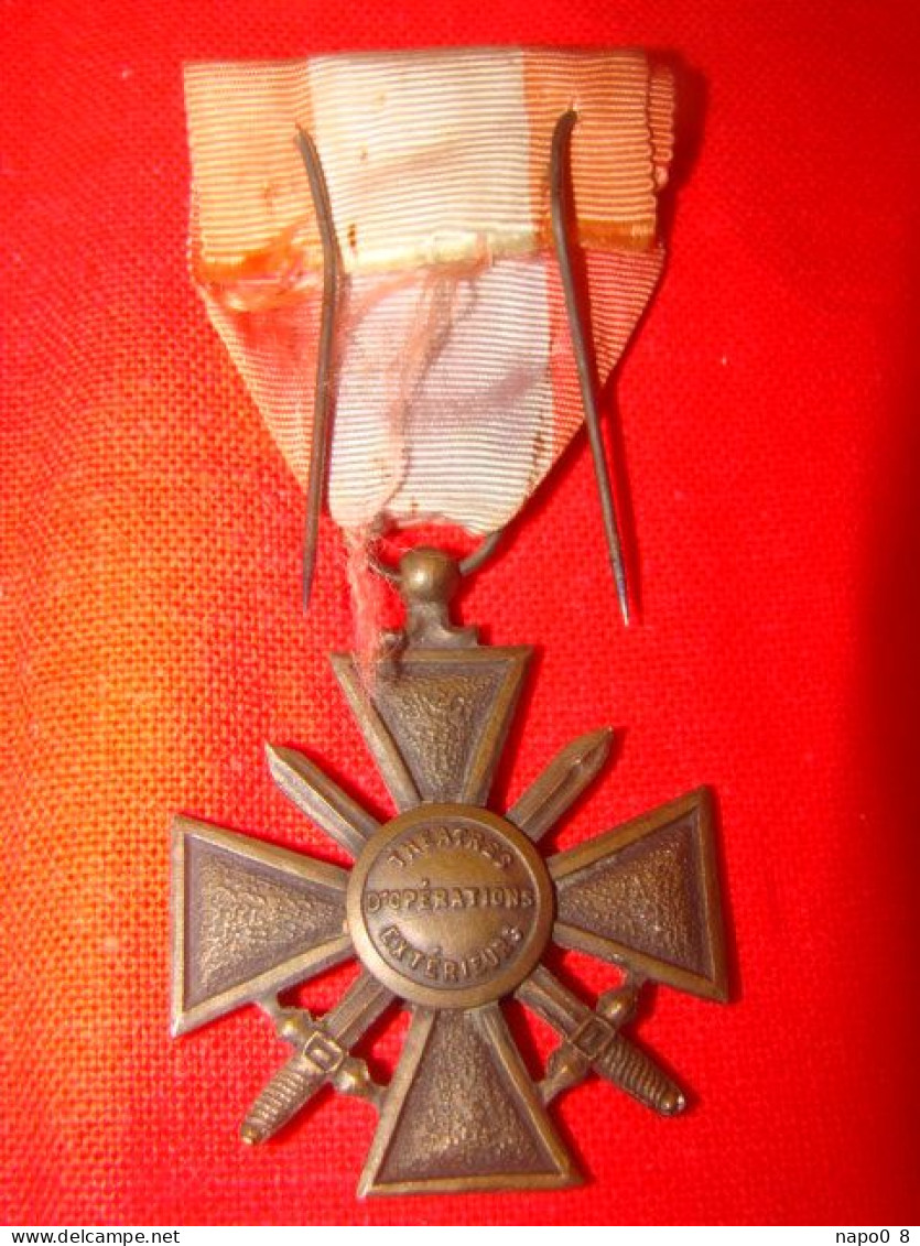 Croix De Guerre Des Théâtres D'opérations Extérieures   ( Décret Du 30 Avril 1921  ) - France