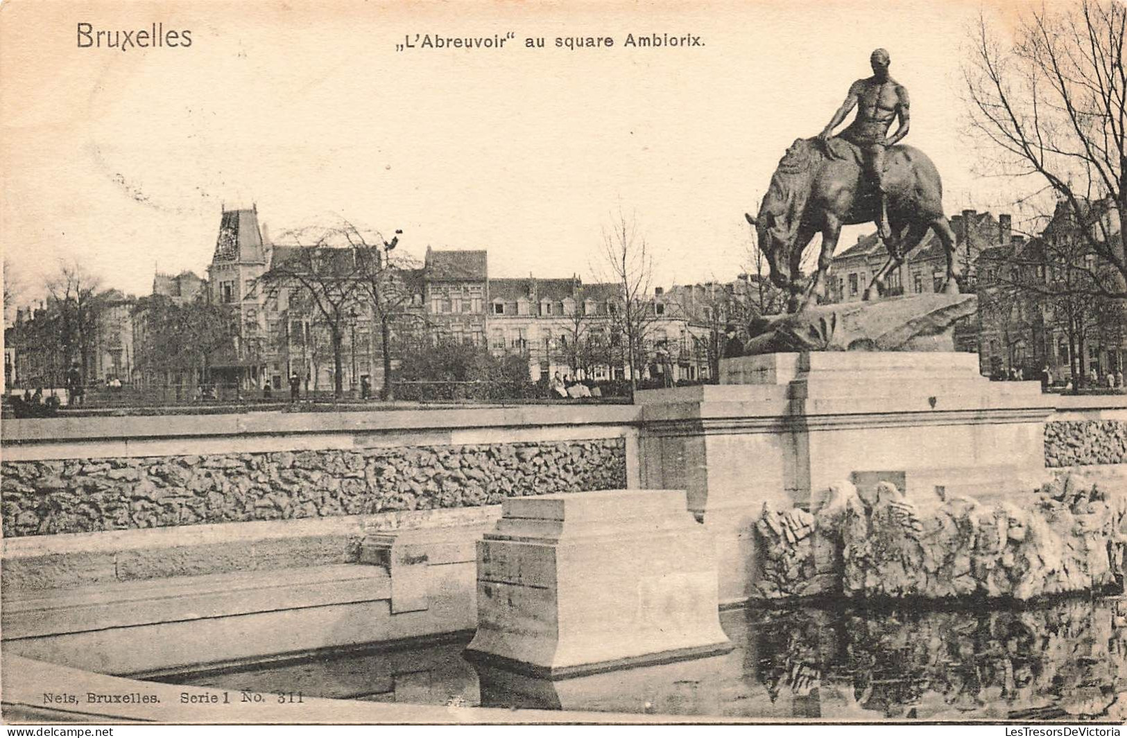 BELGIQUE - Bruxelles - L'Abreuvoir Au Square Ambiorix - Carte Postale Ancienne - Marktpleinen, Pleinen